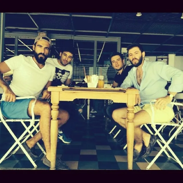 10554277_314308352079907_752289935_n