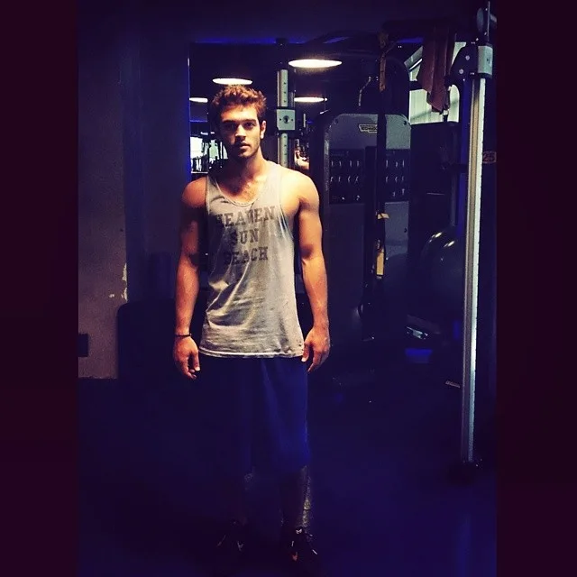 928634_816216725078257_1798509991_n