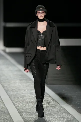 alexanderwangxhm-runway-22_low