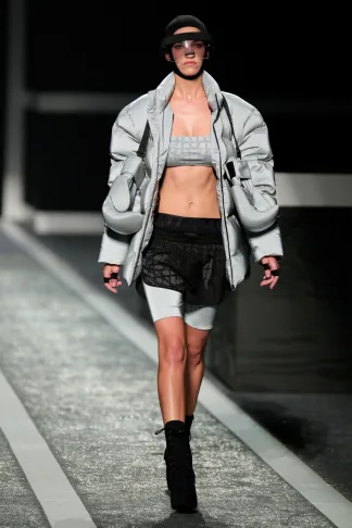 alexanderwangxhm-runway-34_low