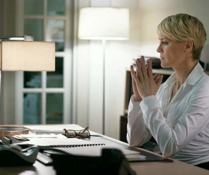 house of cards ofis yaşamı