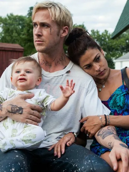 BÖYLE AYRILIK OLMAZ