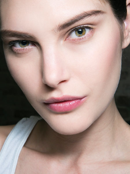 GÜZELLİK TREND’İ: NUDE