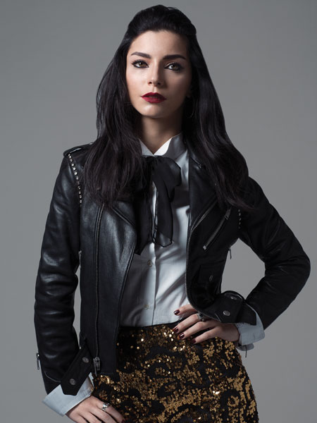 4 ADIMDA HACİMLİ SAÇLARA KAVUŞUN