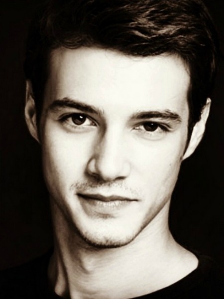 MERT YAZICIOĞLU’NUN IPOD’UNU KARIŞTIRDIK