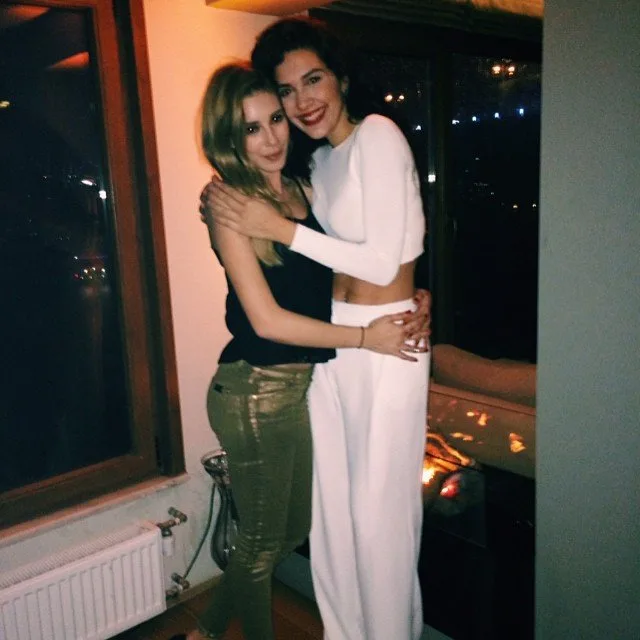 10848213_1544345449168281_919440442_n