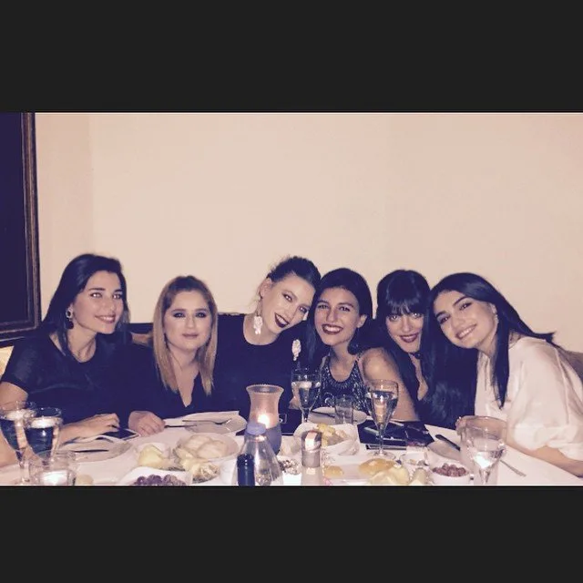 10864894_887906577909308_2127790284_n