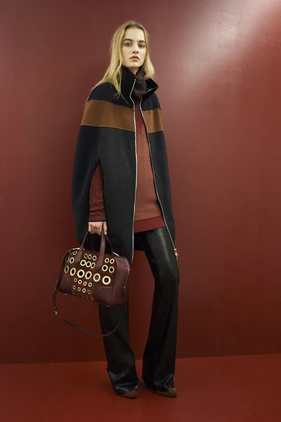 11_742109359_north_552x