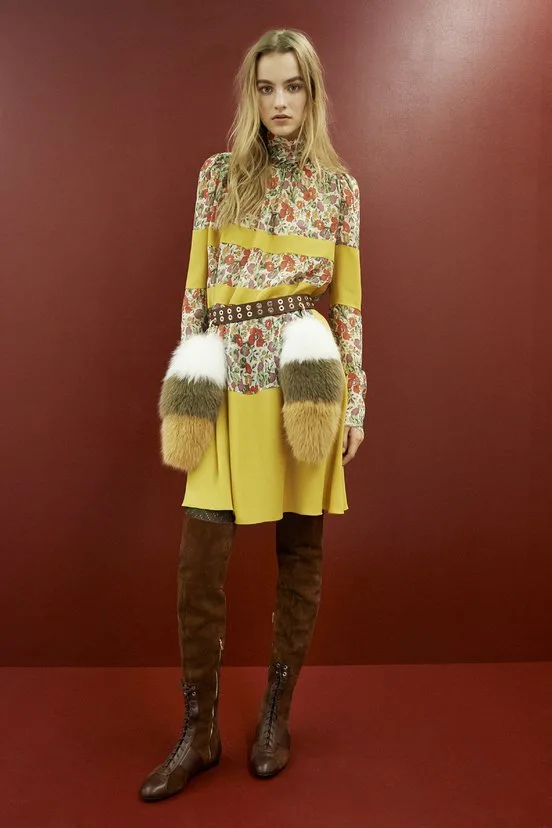 19_153755500_north_552x