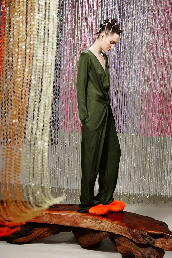 20_kenzo_prefall_15_20_charlie_engman_016_780795240_north_552x