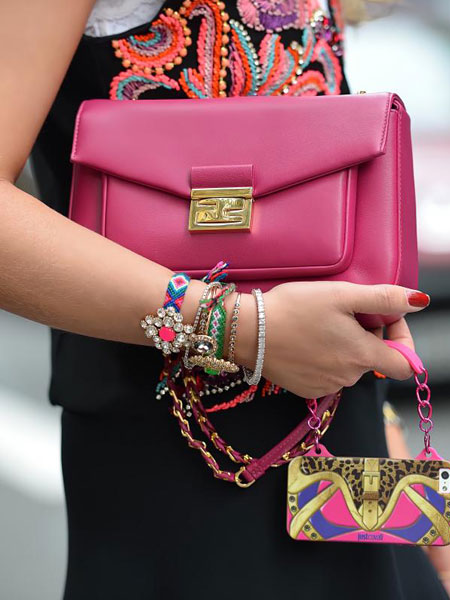 ABARTILI AKSESUARI KULLANMANIN 5 YOLU