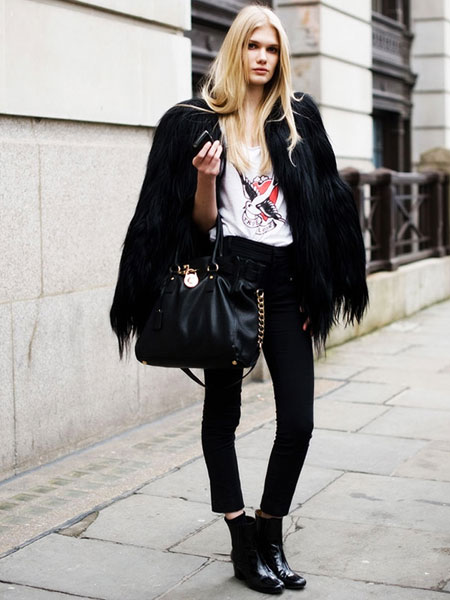 OLMAZSA OLMAZ 27 AYAKKABI MODELİ