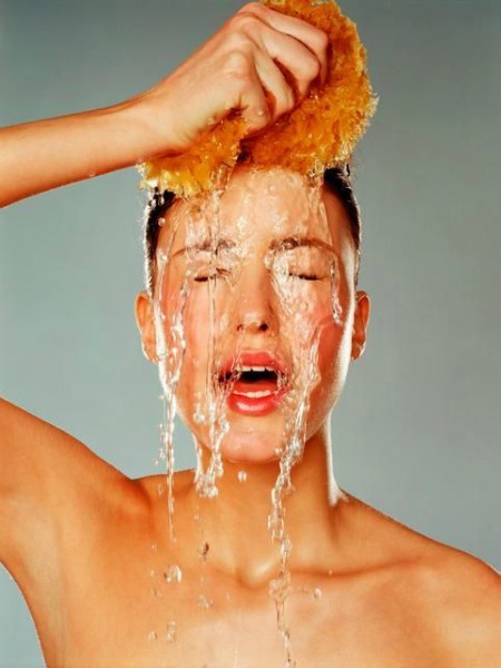 EN İYİ 5 MAKYAJ TEMİZLEME SULARI