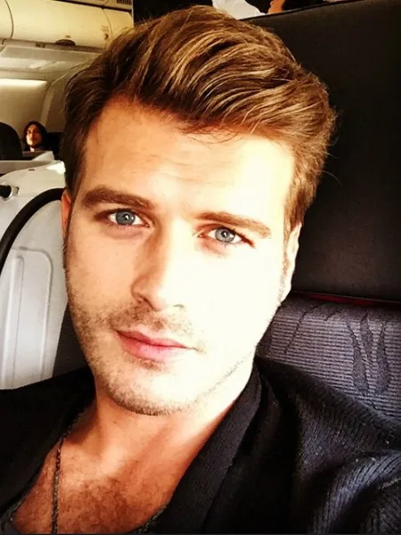 KIVANÇ TATLITUĞ’DAN İLK SELFIE