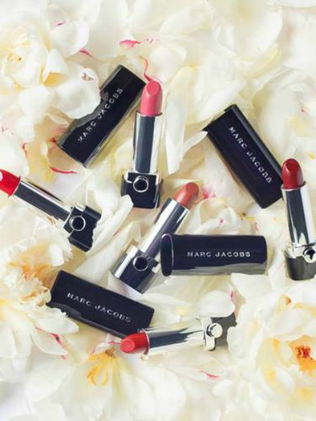 MARC JACOBS KOZMETİK 2015 İLKBAHAR / YAZ