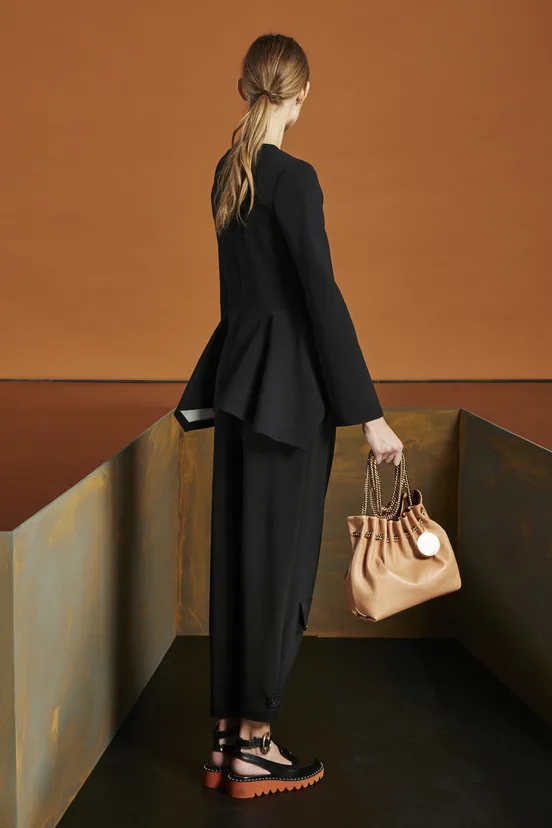 stella_m_autumn_15_look16_264158461_north_552x