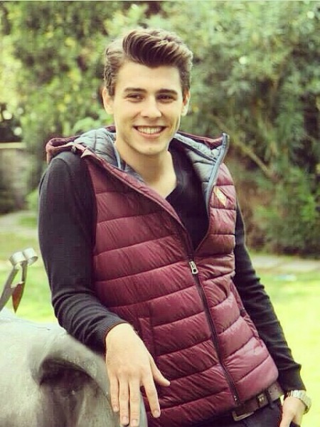 UĞUR KURUL’UN IPOD’UNU KARIŞTIRDIK