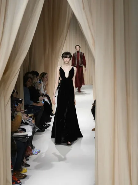 PARIS HAUTE COUTURE: VALENTINO