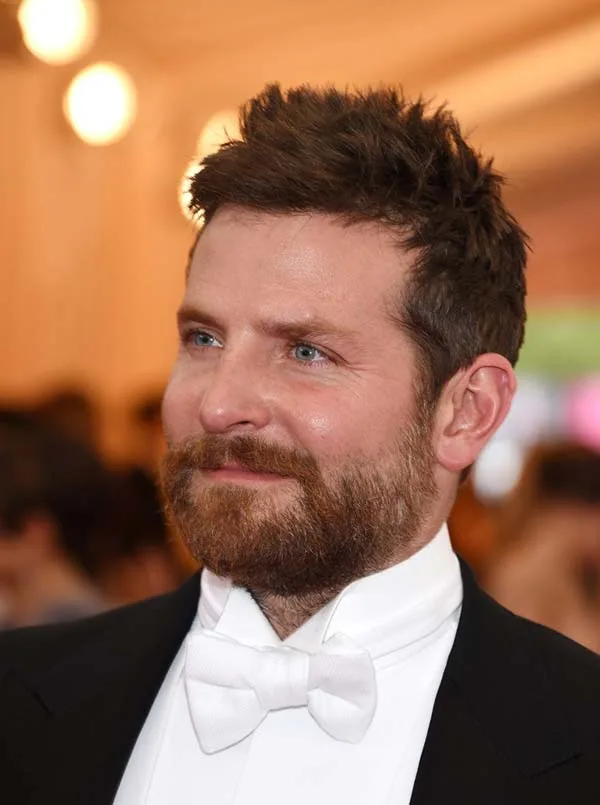 488636577JN00102_Charles_Ja