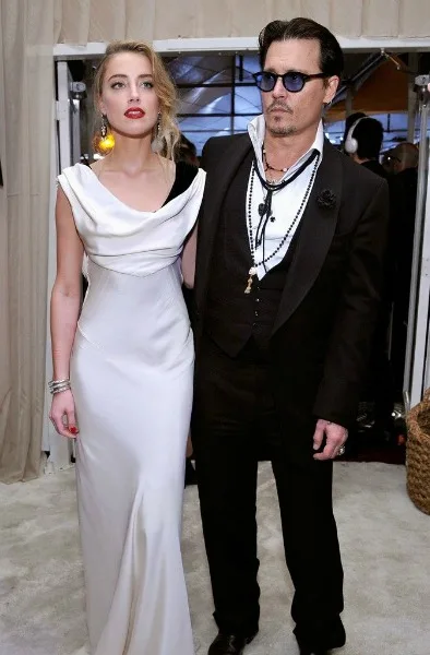 JOHNNY DEPP VE AMBER HEARD EVLENDİ 4