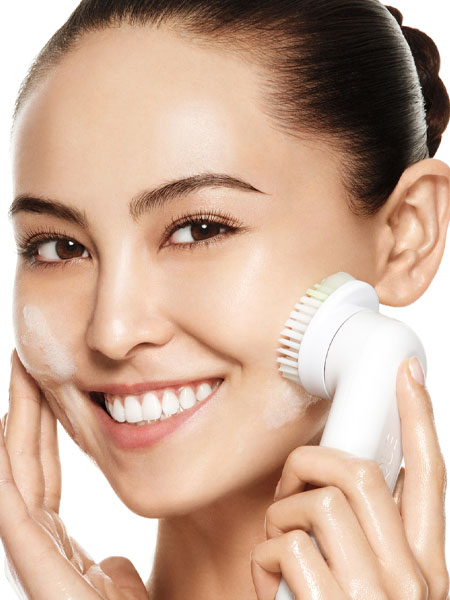 3 ADIMDA PÜRÜZSÜZ BİR CİLDE SAHİP OLUN