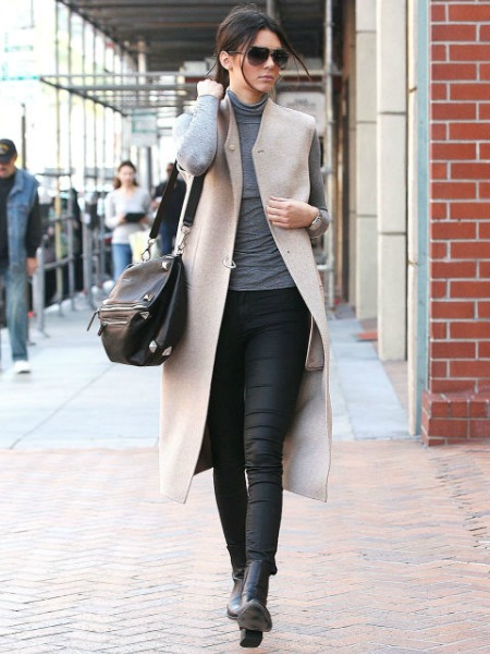 YILDIZLARIN SOKAK MODASI STİLLERİ