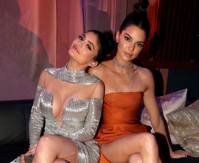 en stil kızkardeşler