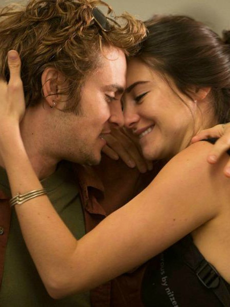 ERKEKLER NASIL KADINLARDAN HOŞLANIR?