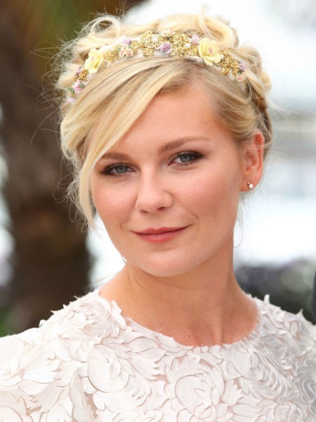 SAÇLARINIZA BAHARI GETİRMENİN 22 YOLU