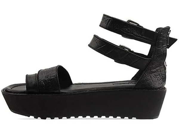 Shakuhachi-shoes-Tread-Platform-Sandal-(Black-Croc)-010603