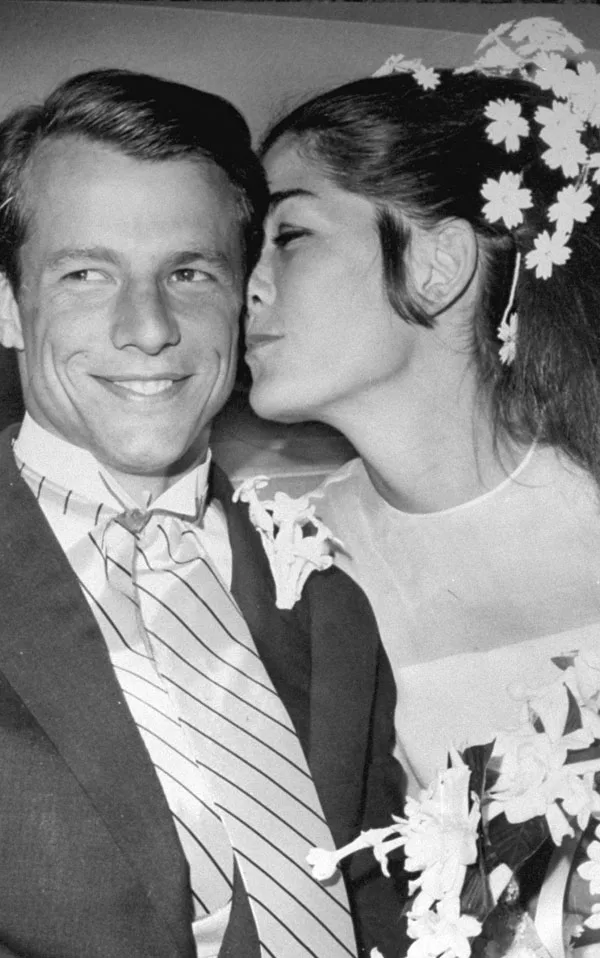 best-celebrity-wedding-dresses-all-time-11