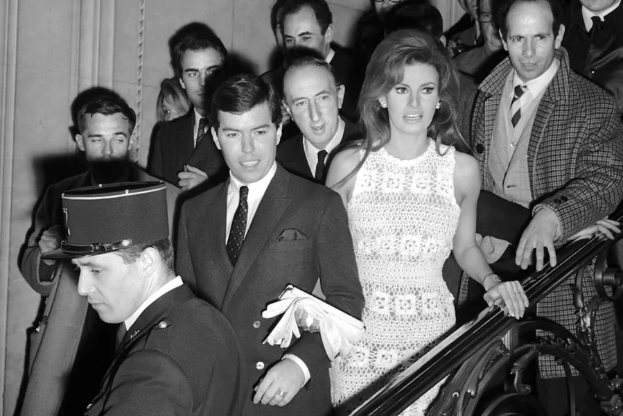 best-celebrity-wedding-dresses-all-time-17