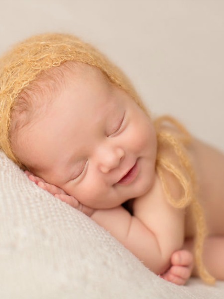 BEBEĞİNİZİ 40 SANİYEDE UYUTUN