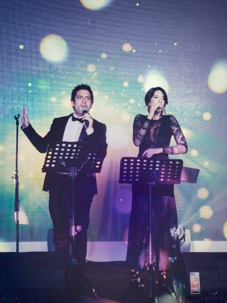 NEFES KESEN ISTANBUL MANZARASI EŞLİĞİNDE  CAZ KEYFİ BAR 212’DE!