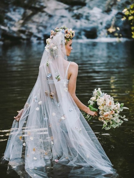 EN GÜZEL 15 GELİN DUVAĞI