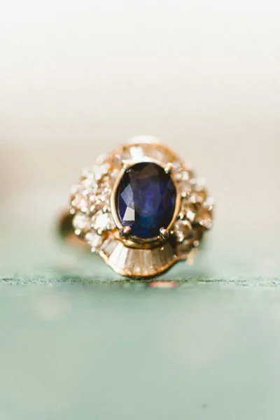 gallery-1432748309-hbz-stylemepretty-engagement-rings-22