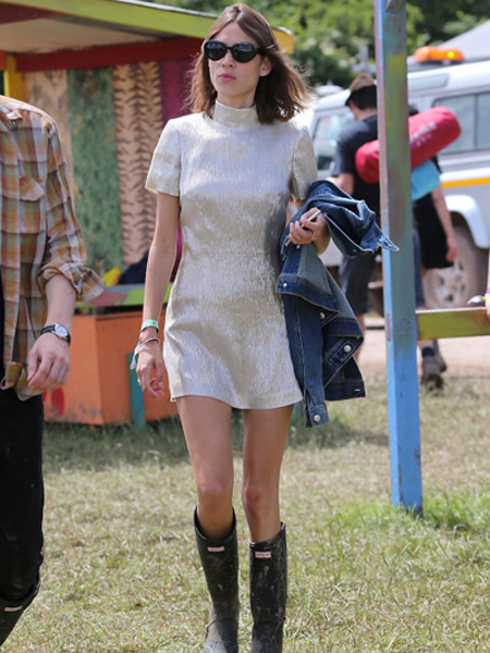 GLASTONBURY 2015 YİNE MODA GEÇİDİNE DÖNÜŞTÜ