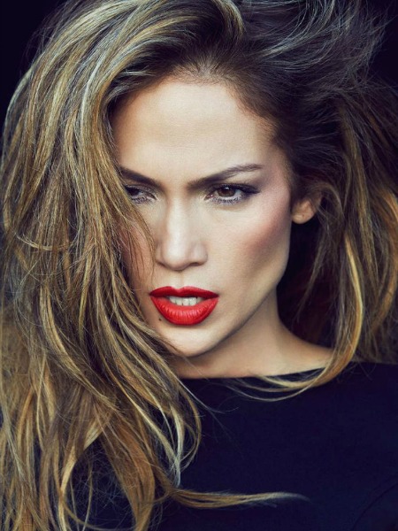 BUĞDAY TENLİLER İÇİN MAKYAJ ÖNERİLERİ