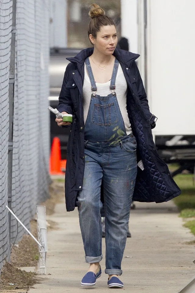 jessica-biel_glamour_27feb15_bm_b_640x960