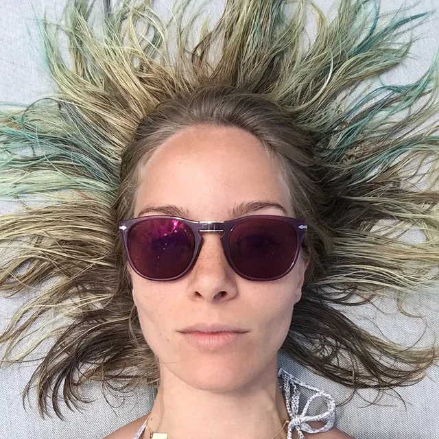 11334513_892863527445999_329951980_n