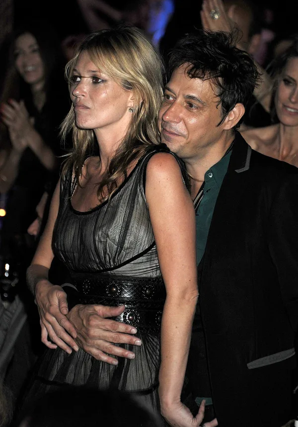 Jamie-held-Kate-enjoyed-benefit-concert-London