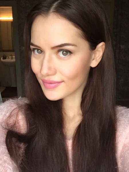 FAHRİYE EVCEN’İN SAÇ MODELLERİ