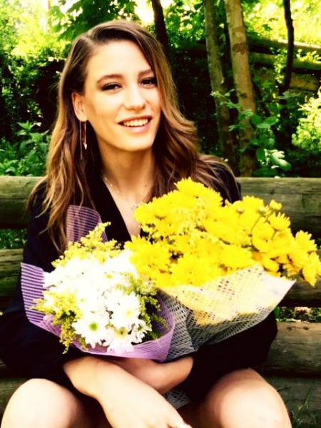 İYİ Kİ DOĞDUN SERENAY SARIKAYA
