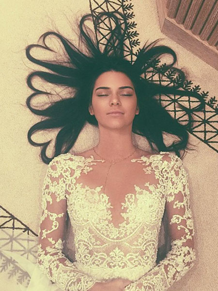 KENDALL JENNER’IN INSTAGRAM’INI KARIŞTIRDIK