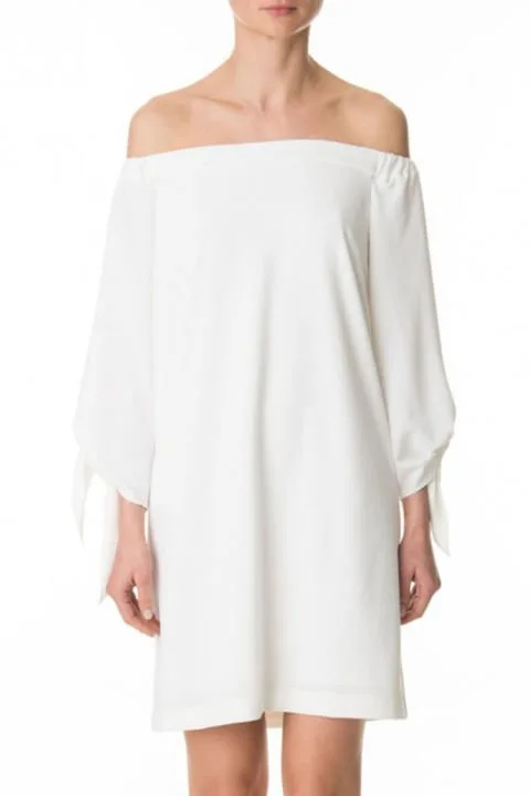 YAZI GERİ GETİRECEK 10 BEYAZ ELBİSE MODELİ (3)