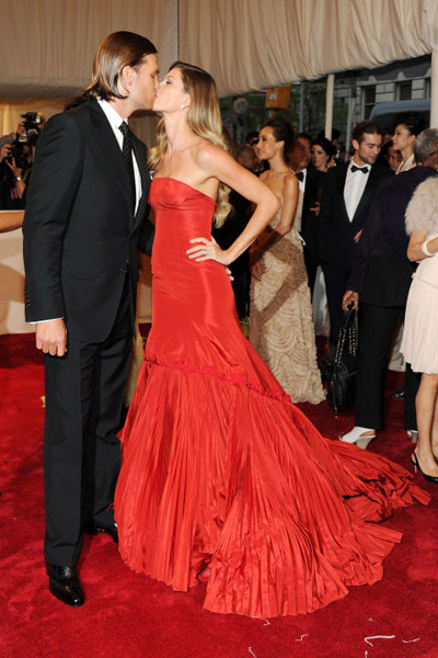 hbz-gisele-tom-gettyimages-113508889