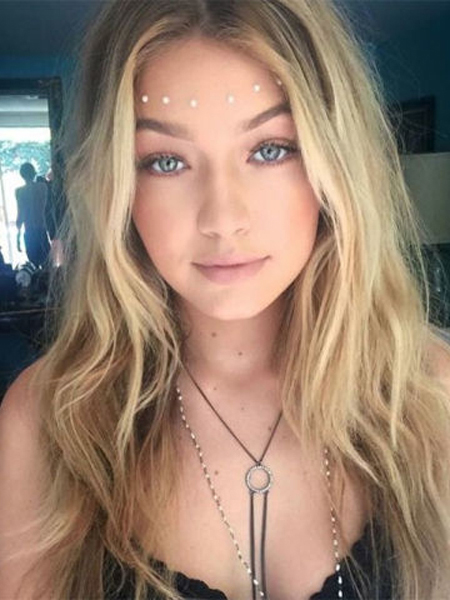 UYGULAMASI CESARET İSTEYEN YÜZ AKSESUARLARI