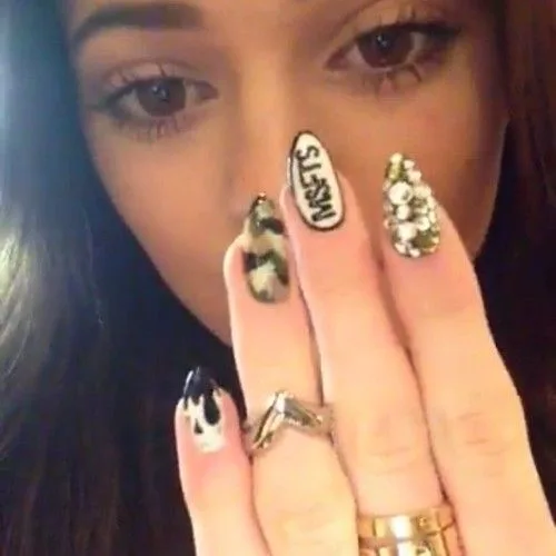 orig-22752570__width_580