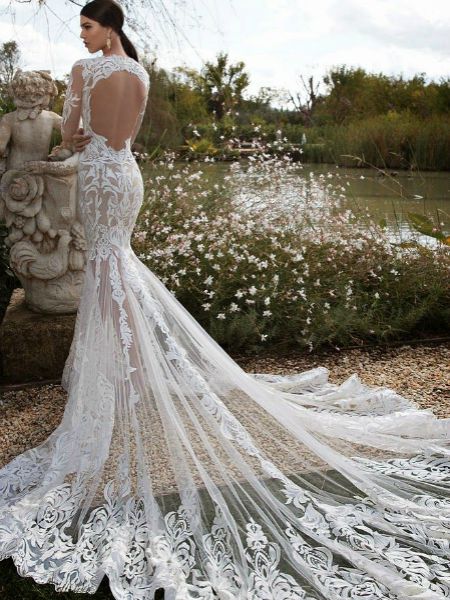 VÜCUDU SARAN EN İYİ 32 GELİNLİK MODELİ