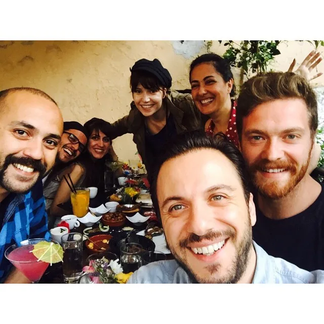 11250249_901556156570002_255643820_n